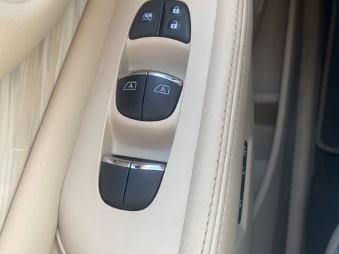 Used 2016 Nissan Murano Platinum w/ Platinum Technology Package image 12