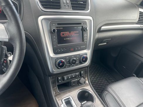 Used 2016 GMC Acadia SLT w/ Premium Edition AWD/4WD image 11