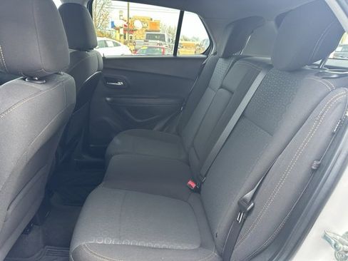 Used 2020 Chevrolet Trax LS w/ Tint and Cruise Package image 40