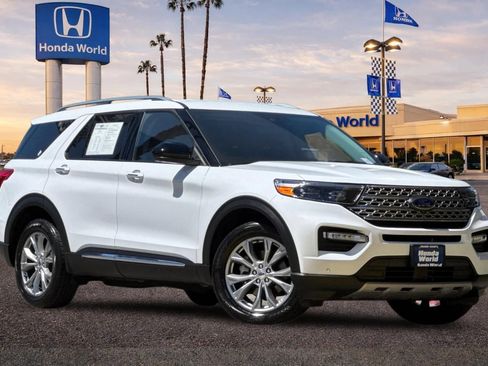 Used 2023 Ford Explorer Limited RWD image 2