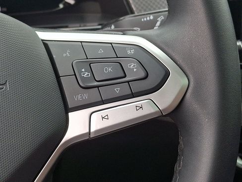 Used 2024 Volkswagen Atlas Peak Edition SE AWD/4WD image 22