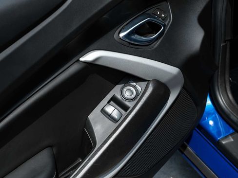 Used 2021 Chevrolet Camaro SS RWD image 36