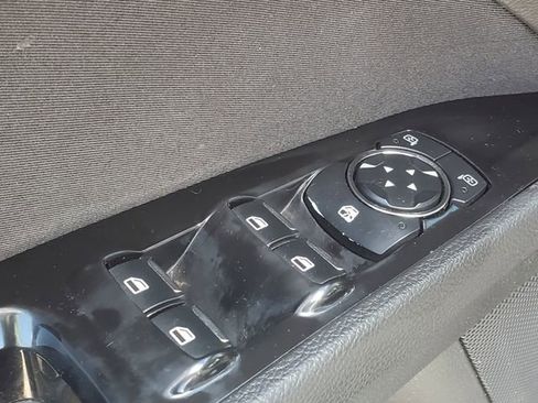 Used 2013 Ford Fusion SE FWD image 11