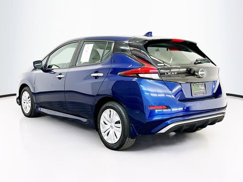 Used 2025 Nissan Leaf S FWD image 5