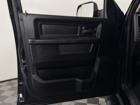 Used 2019 RAM 1500 Express w/ Wheel & Sound Group AWD/4WD image 11