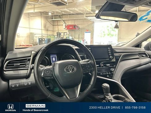 Used 2023 Toyota Camry SE FWD image 15