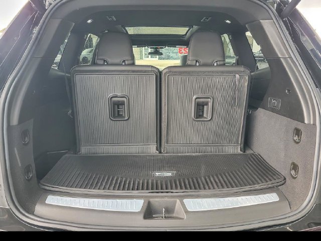 Certified 2023 Cadillac XT6 Luxury w/ LPO, Floor Liner Package AWD/4WD image 28