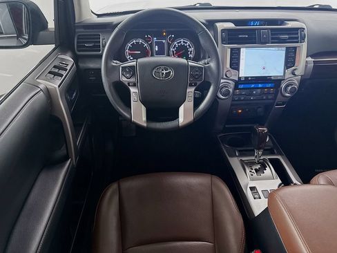 Used 2022 Toyota 4Runner Limited AWD/4WD image 24