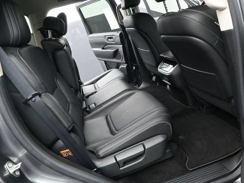 Used 2026 Nissan Armada SV RWD image 16