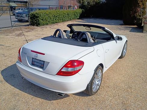 Used 2005 Mercedes-Benz SLK 350 image 17