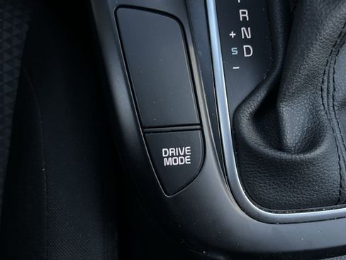 Used 2025 Kia Soul LX w/ LX Technology Package image 23