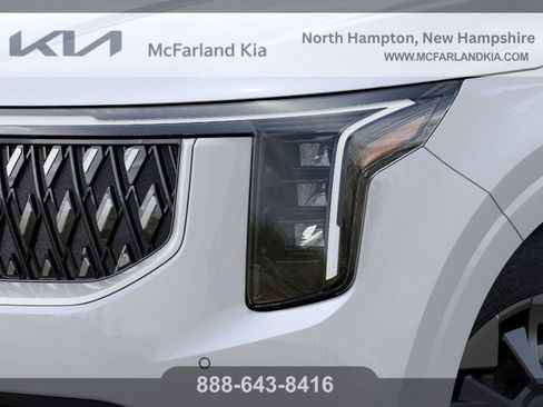 New 2026 Kia Carnival EX FWD image 10