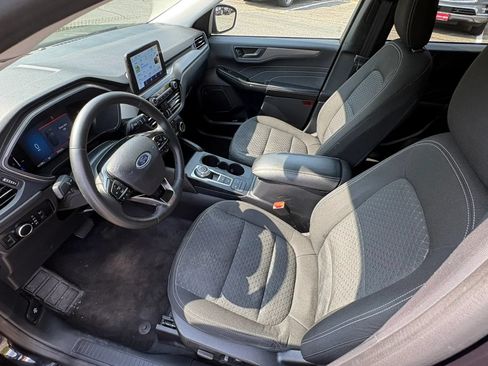 Used 2023 Ford Escape Active AWD/4WD image 30