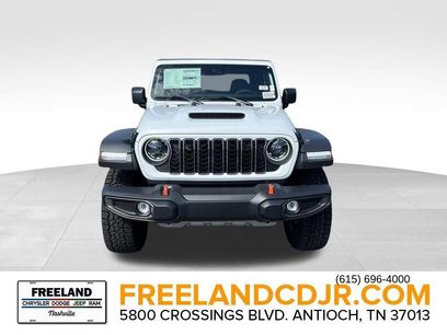New 2025 Jeep Gladiator Mojave w/ Convenience Group