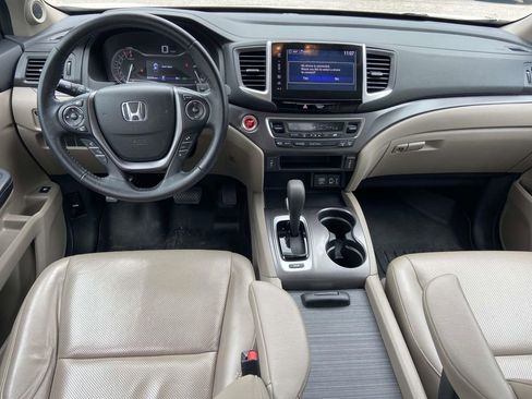 Used 2017 Honda Ridgeline RTL-T image 11