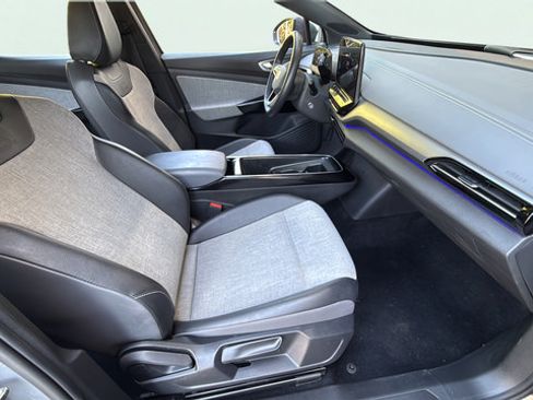 Used 2023 Volkswagen ID.4 2WD image 26