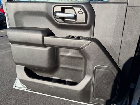 New 2026 Chevrolet Silverado 1500 Custom Trail Boss w/ LPO, Dark Essentials Package image 10