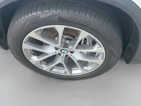 Used 2024 BMW X5 sDrive40i w/ Executive Package RWD image 37