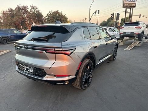 New 2026 Chevrolet Equinox EV RS image 8