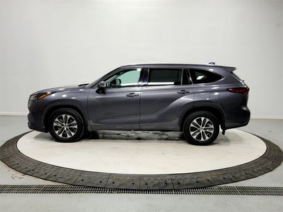 Used 2022 Toyota Highlander XLE