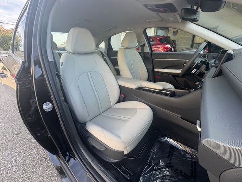 Used 2025 Hyundai Sonata SEL image 37