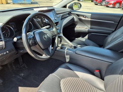 Used 2023 Toyota Camry SE image 11