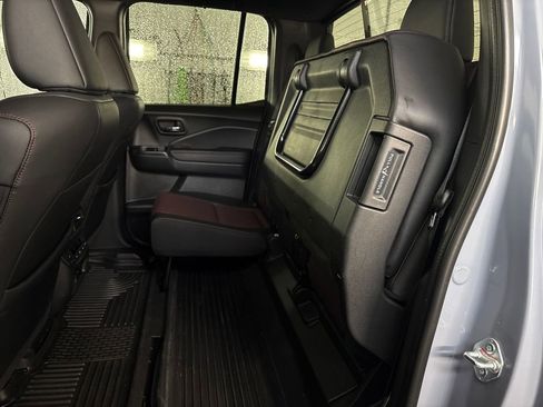 Used 2025 Honda Ridgeline Black Edition image 60