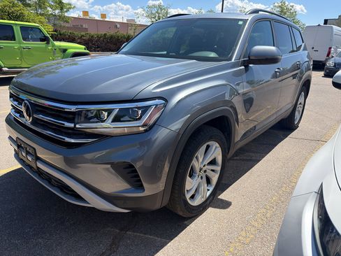 Used 2023 Volkswagen Atlas SE w/ Panoramic Sunroof Package AWD/4WD image 10