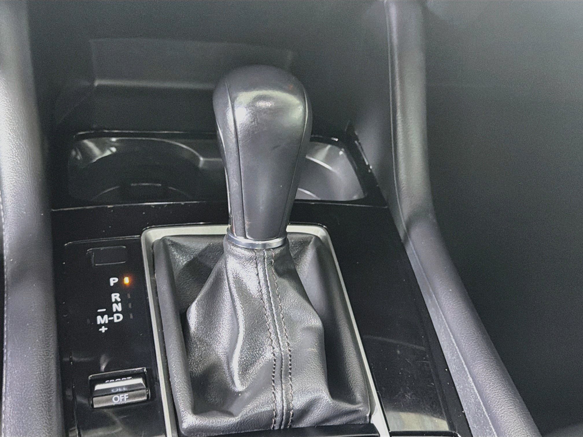 Used 2025 MAZDA MAZDA3 s FWD image 23