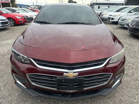 Used 2016 Chevrolet Malibu LT image 2