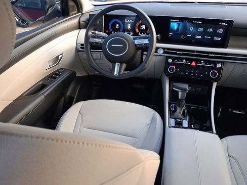 Used 2025 Hyundai Tucson SEL FWD image 10