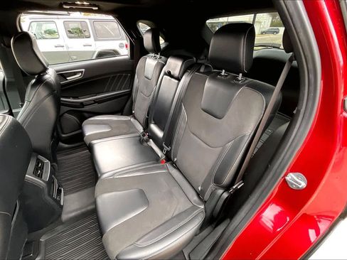 Used 2022 Ford Edge ST w/ Equipment Group 401A image 19
