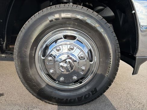 New 2026 RAM 3500 Tradesman image 10