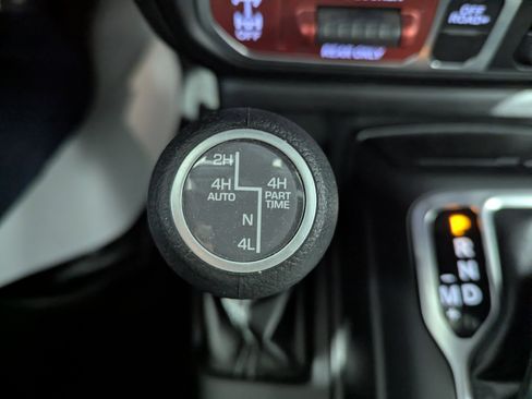 Used 2025 Jeep Wrangler Unlimited Sport S 4xe image 19