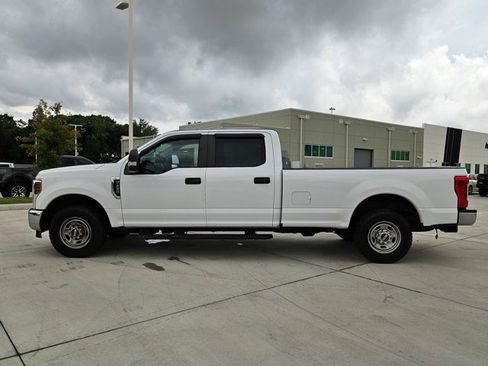 Used 2019 Ford F250 XL w/ Power Equipment Group RWD image 8