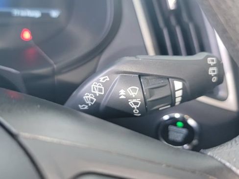 Used 2024 Ford Edge SE w/ Black Appearance Package AWD/4WD image 15