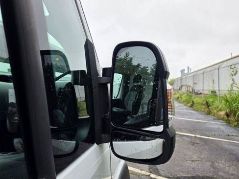 Used 2025 RAM ProMaster 2500 w/ Convenience Group FWD image 30
