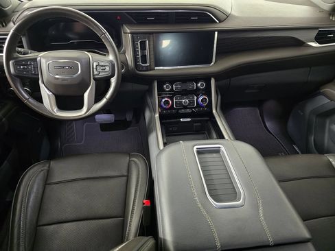 Used 2022 GMC Yukon XL Denali AWD/4WD image 20