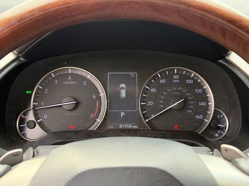 Used 2021 Lexus RX 350L Premium w/ Premium Package image 26