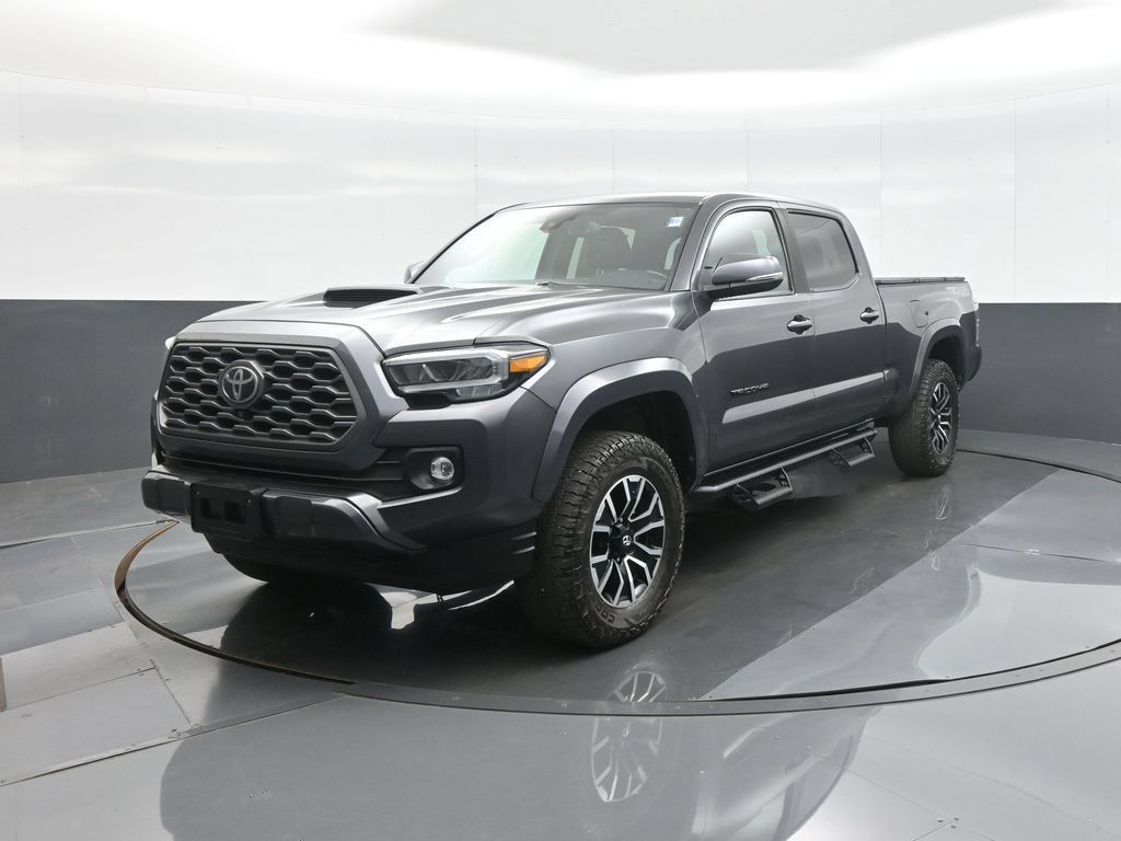 Certified 2022 Toyota Tacoma TRD Sport w/ TRD Premium Sport Package AWD/4WD image 3