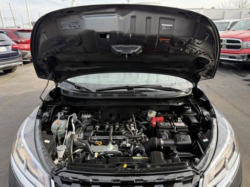 Used 2023 Nissan Kicks S image 19