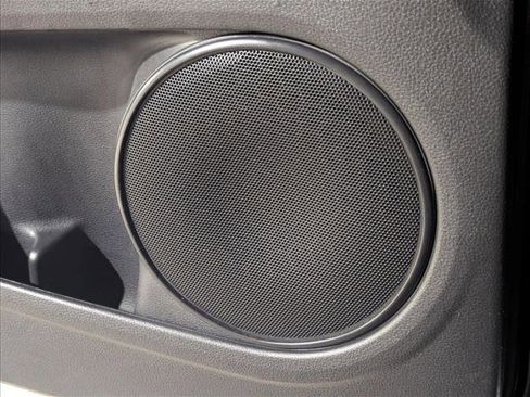 Used 2019 Honda HR-V LX image 12