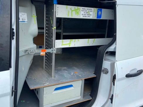 Used 2016 Ford Transit Connect XL FWD image 10
