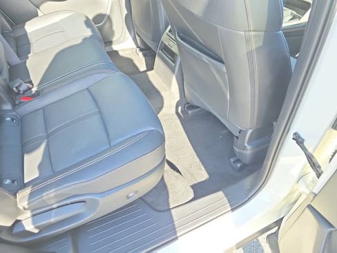 Used 2024 MAZDA CX-90 Plug-In Hybrid w/ Preferred AWD/4WD image 27