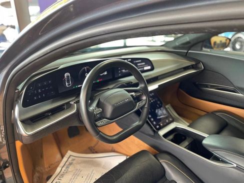 Used 2024 Lucid Air Touring AWD/4WD image 16