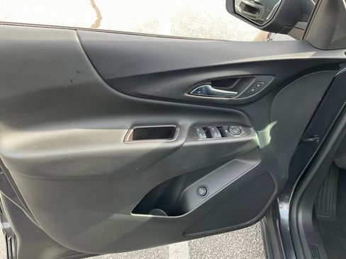 Used 2022 Chevrolet Equinox LT image 7