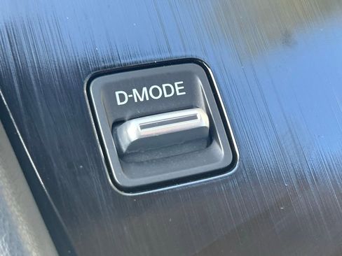 Used 2022 Nissan Rogue SL image 58