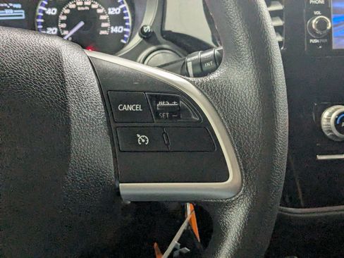Used 2020 Mitsubishi Outlander ES AWD/4WD image 14