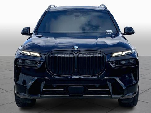 Used 2024 BMW X7 xDrive40i w/ Executive Package image 4