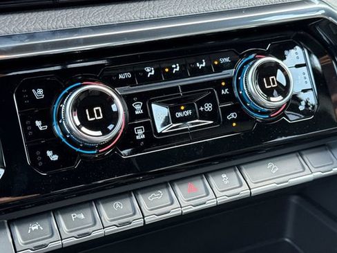 New 2026 GMC Sierra 1500 Denali w/ Denali Reserve Package image 24